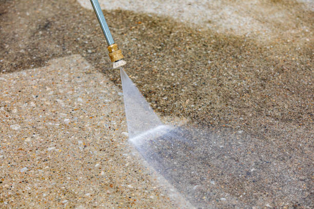 Best Pool Deck Cleaning  in Bystrom, CA
